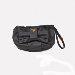 Pochette satin 