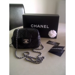 SAC CHANEL TOUT EN UN