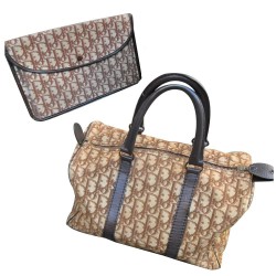 SAC SPEEDY ET  SA POCHETTE 